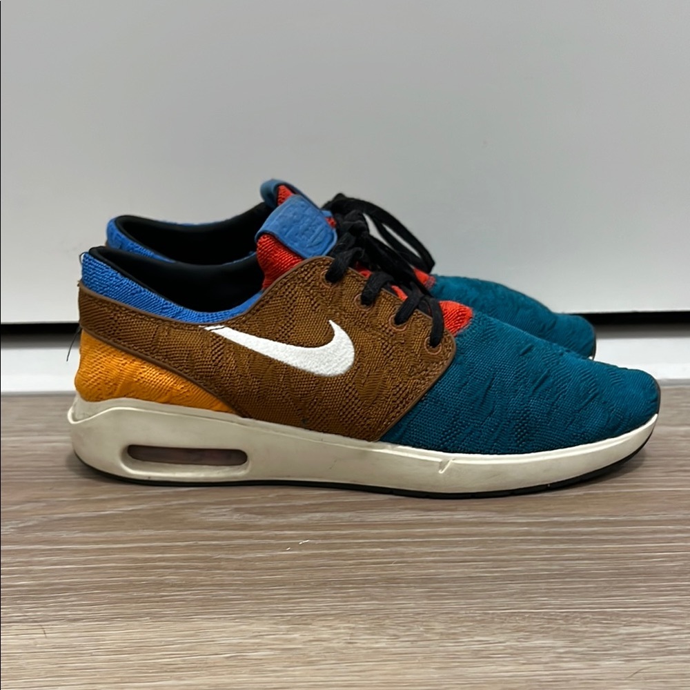 Nike Air x Stefan Janoski Knit Multicolor Sneaker
